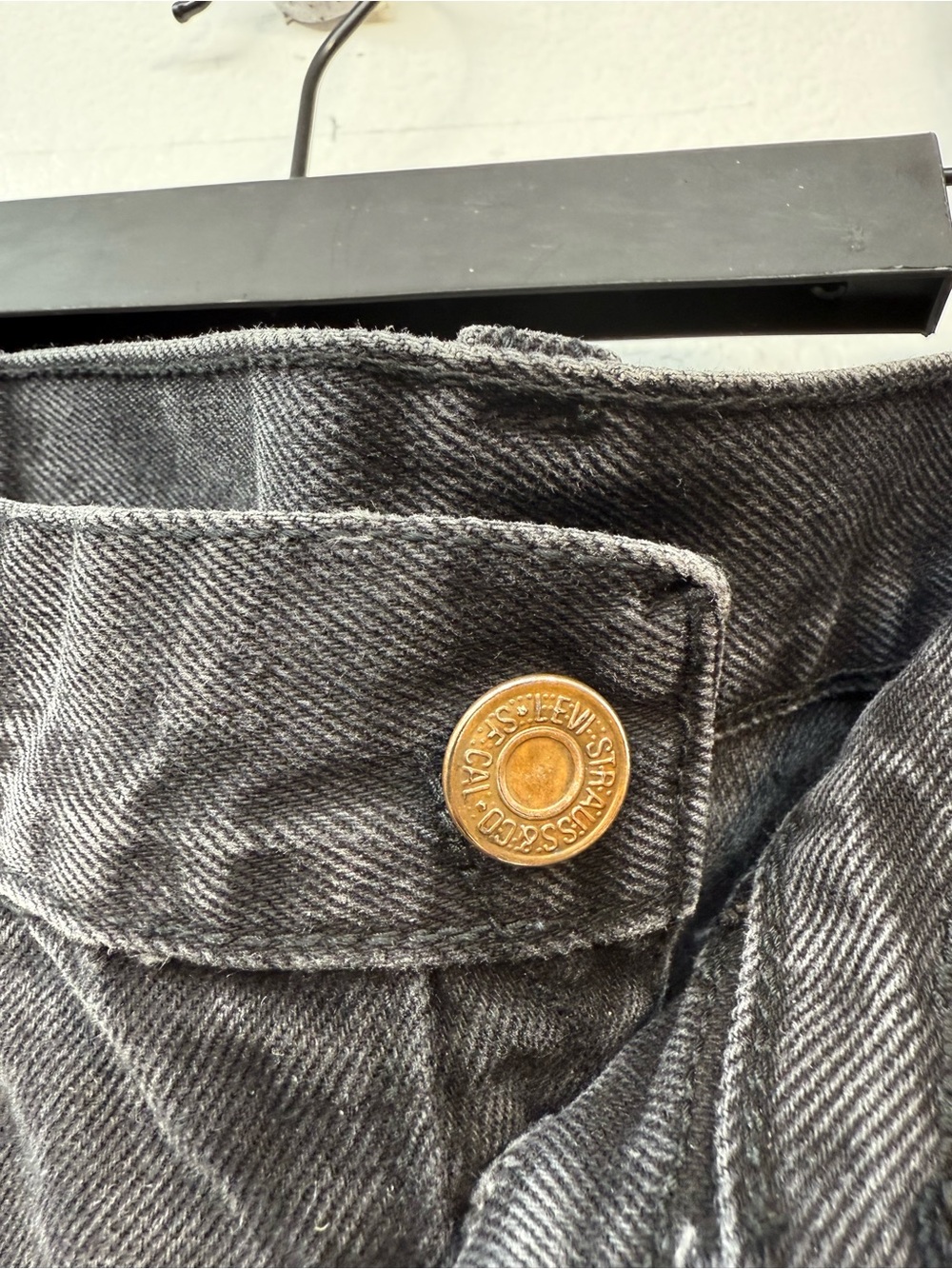 Levi's Distressed faded 501 Rocker Jeans Ripped - Picture 6 of 11